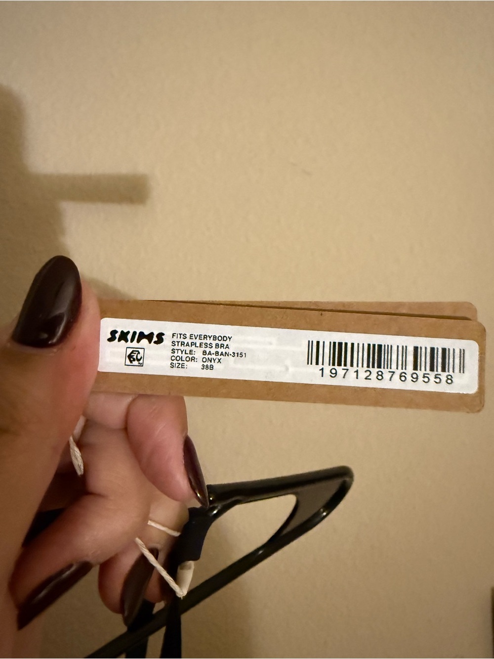 SKIMS Fits everybody strapless bra - Picture 3 of 3